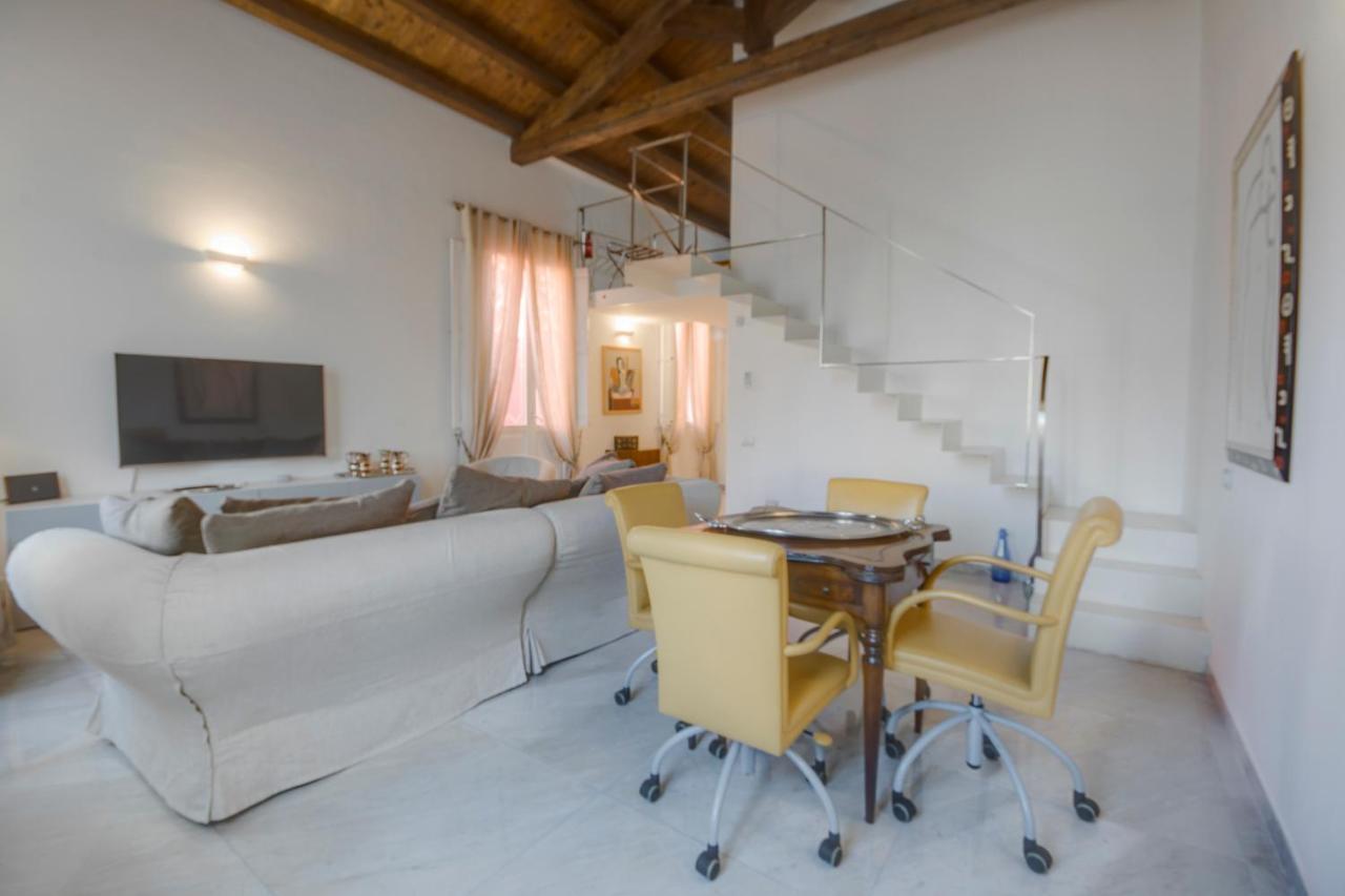 Appartement Right House - Characteristic Marina District à Cagliari Extérieur photo